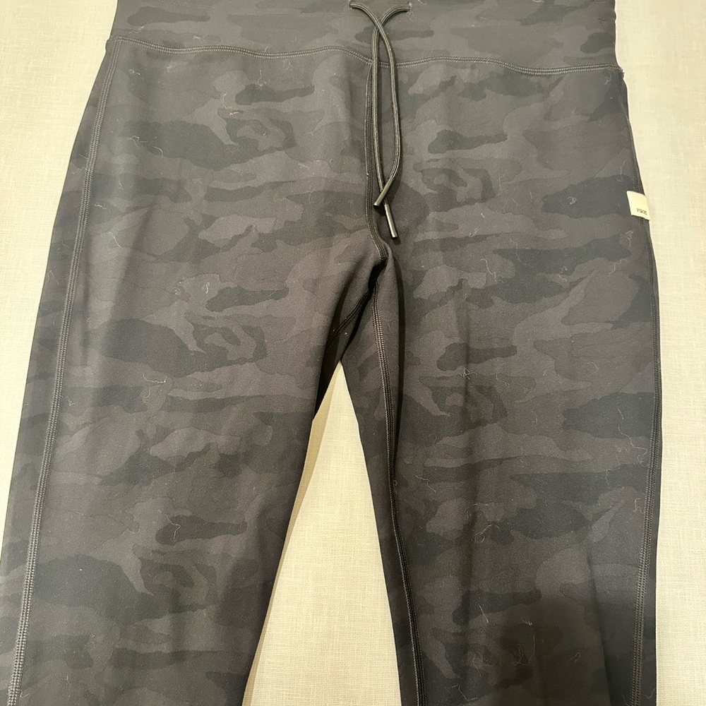 Vuori Daily Leggings Camouflage